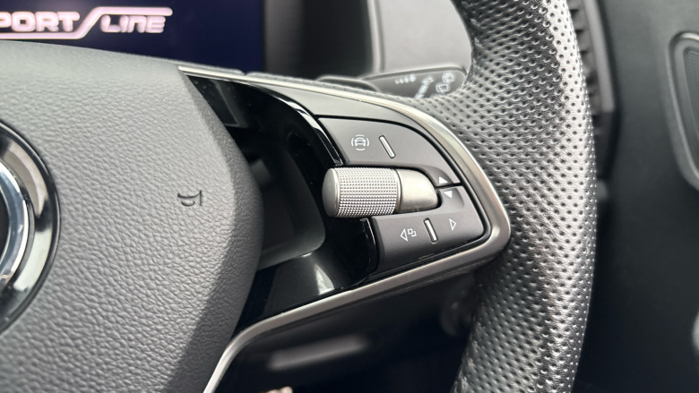 Skoda Karoq 2.0 TSI Sportline 4x4 5dr DSG Petrol Estate